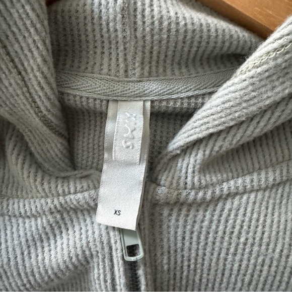 Skims Mineral Sage Green Waffle Zip Up Cropped Hoodie size XS - Picture 9 of 11